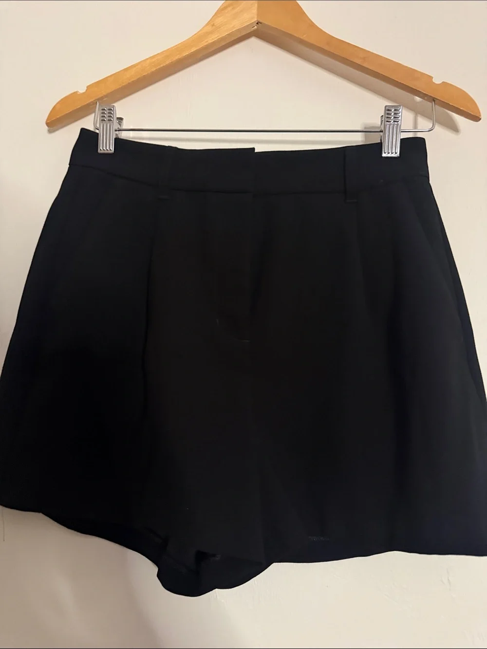 Express Black Women's Structured Skort